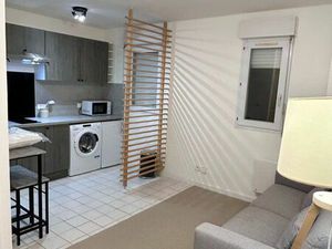 Studio 21m2 rénové + Parking sécurisé