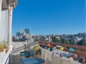 3 pièces Bas Montreuil  proche Vincennes  Traversant  Dernier étage