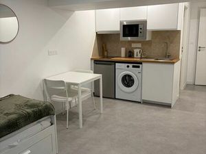 Studio meublé 22 m² – MOYENNE DURÉE – Centre historique – 780 CC