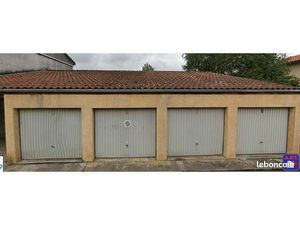 Parking/box 1 pièce 15 m²