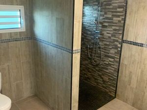 Loue Maison F4 mitoyenne avec cours