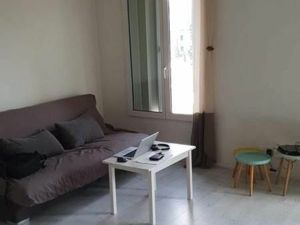 Studio 1 pièce 33 m²