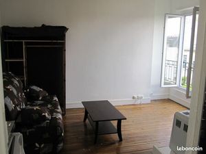 Joli studio lumineux et sans vis à vis avec ascenseur