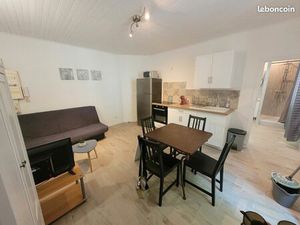 Studio centre ville D'Orange