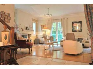 Vente Maison à Saint-Sébastien-sur-Loire (44230) : à vendre / 216m² Saint-Sébastien-sur-Lo