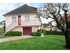 Maison centre Bruz - terrain 609m² - 4 chambres - sous-sol complet