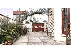 Maison Versailles 5 pièce(s) et studio-128.61 m2- QUARTIER PORCHEFONTAINE