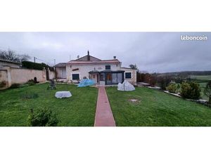 Charmante maison avec jardin  véranda et terrain annexe - Chateauneuf sur charente