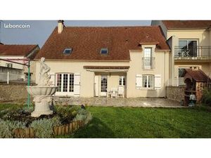 Loue maison - 170m² - plein centre-ville d’Etampes