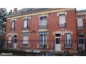 F5 - sur 1er et 2d étage (près collège CLAVEL)