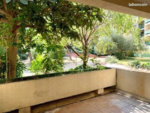 Grand F2 calme prox tram 1/5 boutonnet / hop/ facs