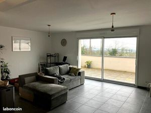 Appartement T4 en duplex avec terrasse