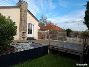 MAISON PLOUGONVELIN de décembre à juin 2026