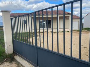 Villa récente 100 m² – 3 chambres – Terrain 550 m² – Calme