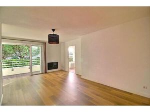 T3 en rez-de-jardin avec vue sur parc Hyper centre Saint-Aubin