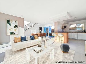 Maison neuve   St-Léonard Maitre Ecole