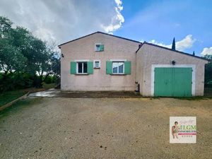 Maison de plain-pied avec garage