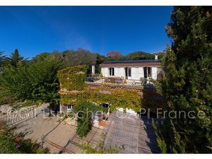 Dpt Alpes Maritimes (06)  à vendre MOUGINS Village Maison 4 chambres