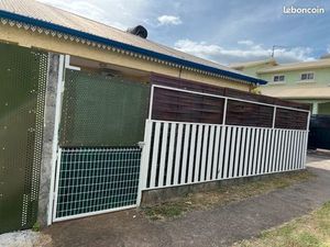 T3-4 meublee Ouaki +cour privée +jardin 875e ttc