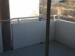 Appartement traversant 3 pièces de 70 m² à NIMES Mas Roman