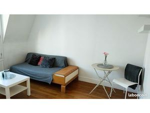 2 pièces meublé 31 m² – Dernier étage avec ascenseur – Issy-les-Moulineaux – 1160 CC