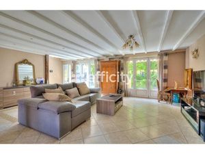 Maison 9 pièces - 238 m²