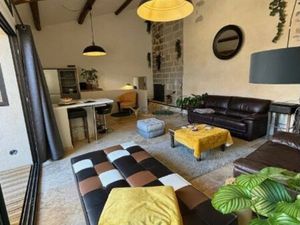 Mas du 19éme rénové de 248 m² habitabable