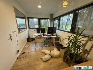 Vente bureau MERY 122 m²