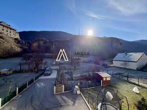 Maison de luxe de 4 chambres en vente à Aime  France