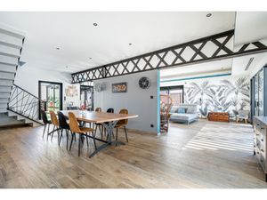 Achat Maison 7 pièces 250m² VILLEFRANCHE SUR SAONE 69400