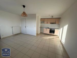 Appartement à louer 2 pièces 40.83 m² - Saint-Cyr-sur-Loire (37) - 744€