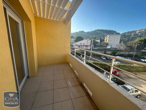 Appartement à louer 3 pièces 69.75 m² - Châteauneuf-les-Martigues (13) - 937€