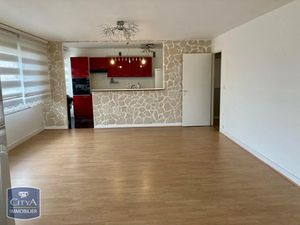 Appartement à louer 5 pièces 96.91 m² - Courcelles-la-Forêt (72) - 805€
