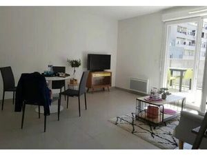 Location appartement 3 pièces 67 m² à Marseille 3 (13003)