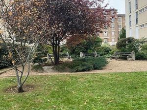 GRAND 2 PIECE AVEC BALCON