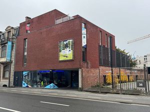 Exclusief ruim penthouse/loft in hartje Hasselt