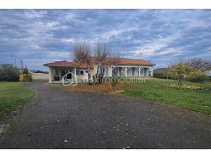 Maison de 125 m² à Andrest