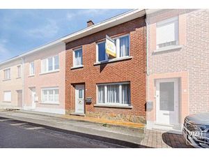 Te renoveren woning op rustige ligging vlakbij Domein