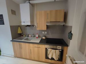 T2 proche place saint etienne