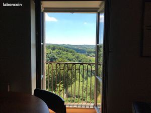 Grand Studio avec vue refait à neuf