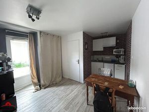 Studio 1 pièce 18 m²