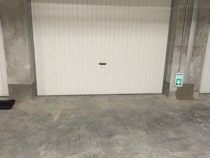 Garage à louer