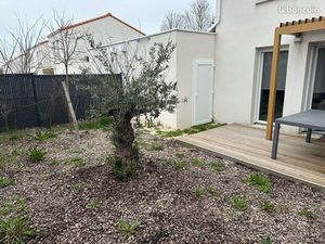 Location maison avec 3 chambres et garage meublé