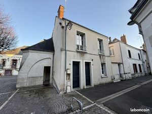 Immeuble 106 m² Bléré