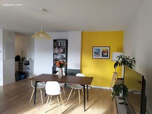 Appartement lumineux meublé T3 Terrasse – Garage double – 1 min métro Oullins Gare (métro 