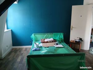 Location T4 centre historique