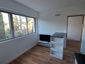 Appartement 2 pièces meublé à l'année