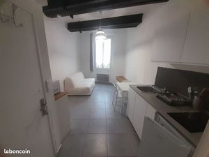 Location studio meublé