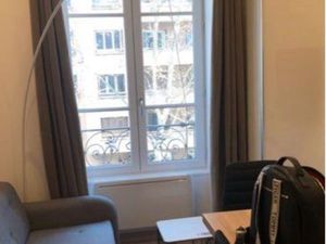 Studio 17m2 Garibaldi métro