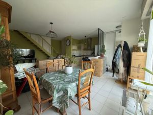 Vente appartement 3 pièces 70 m² Saintes (17100)